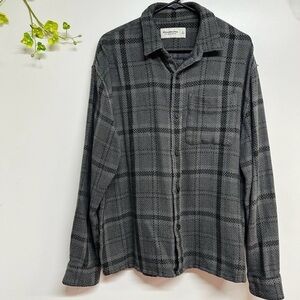 Abercrombie & Fitch soft A&F collection, men's black & gray long sleeve shirt